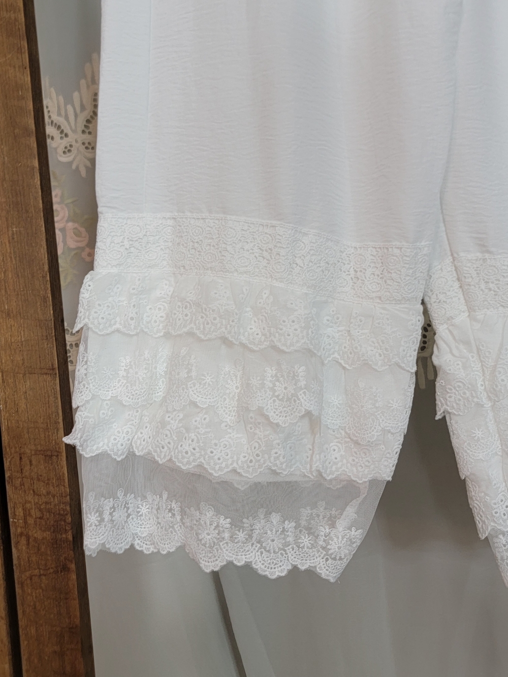 White Lace Ruffle Bloomer Pants Size 5 Cottagecore Boho Cropped - Picture 5 of 9